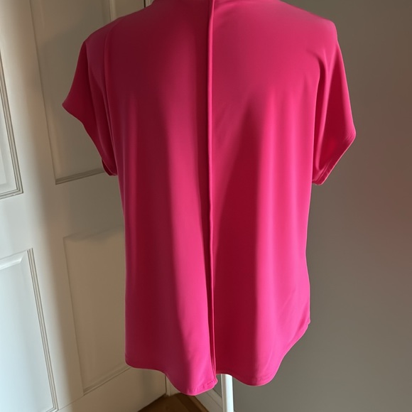 Pink top - Picture 2 of 3